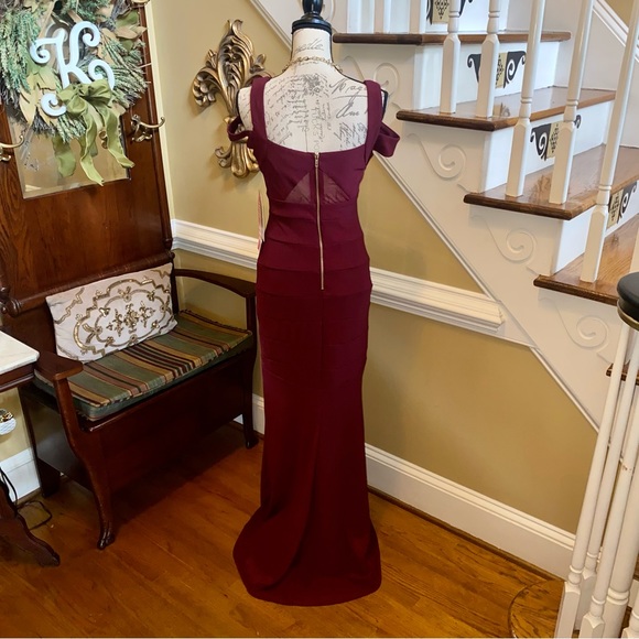 Emerald Sundae cold shoulder mermaid evening gown - New! - Picture 8 of 10